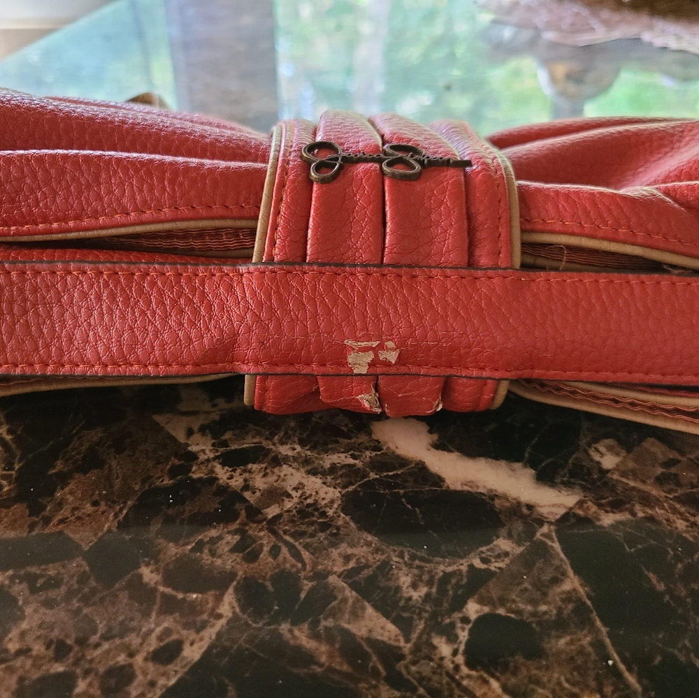 Purse - Picture 2 of 4